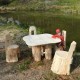 Stůl a 4 židle z jednoho kusu dřeva