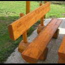 Dřevěná masivní lavice s opěradlem, MK16